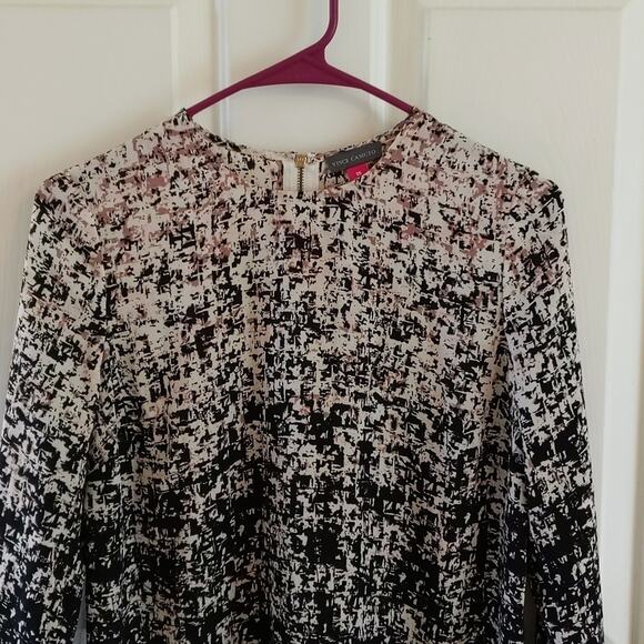 EUC Vince Camuto Top, XS - Picture 2 of 5